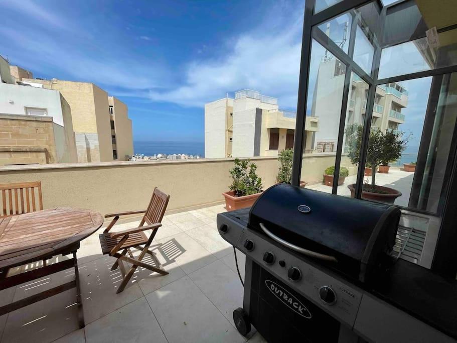 Ferienwohnung Sea View Penthouse In Tas-Sliema Exterior foto